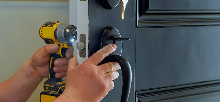 Locksmith Emergency Service Lakewood