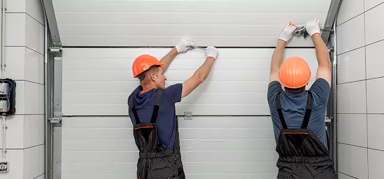 Choose Us for Your Garage Door Needs in Lakewood